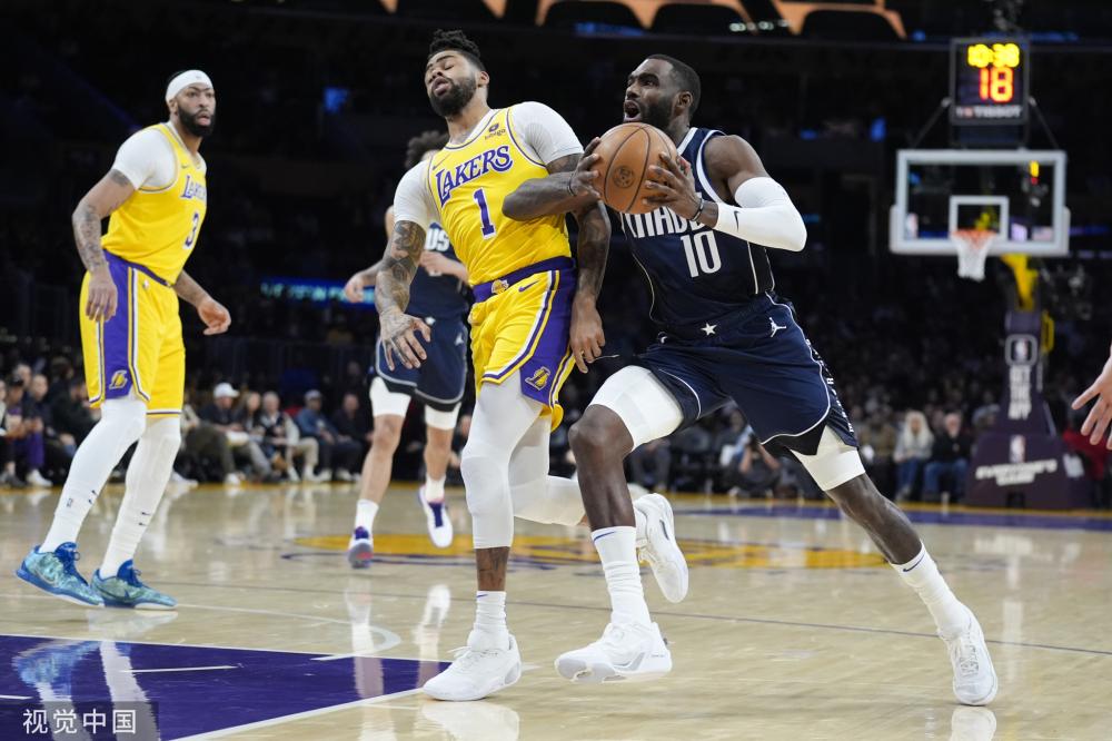 并将与主教 并将与主教