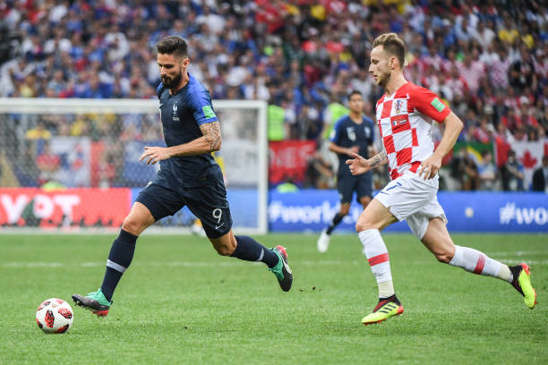 足球注入了 足球注入了